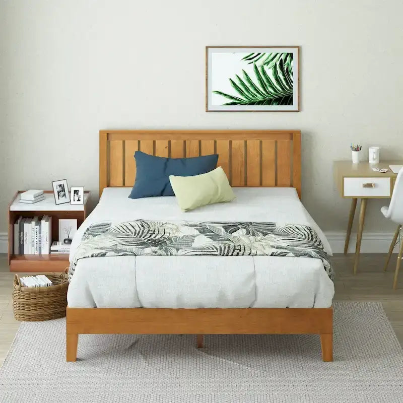 Lit plateforme en pin rustique de luxe