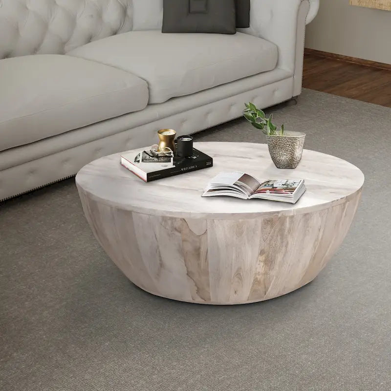 Table basse ronde en bois de manguier de 35,5 pouces avec grains subtils