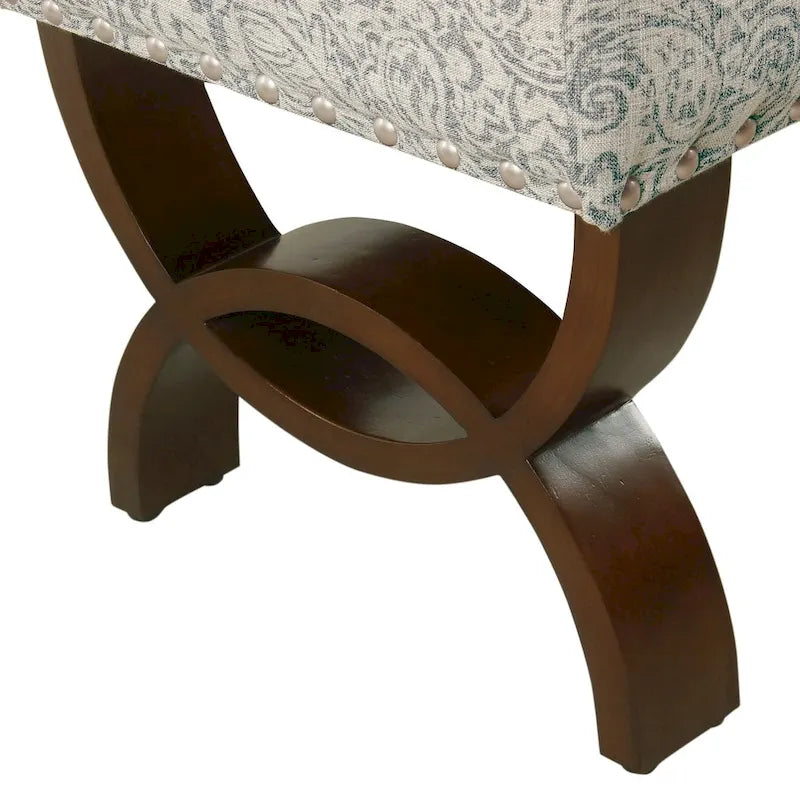 Banc capitonné avec garniture cloutée